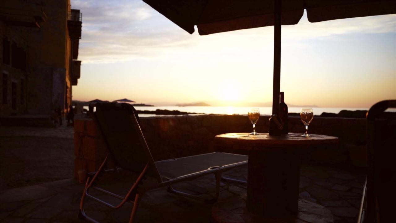 Sunset In Tabakaria Chrissi Akti Chania Exterior foto