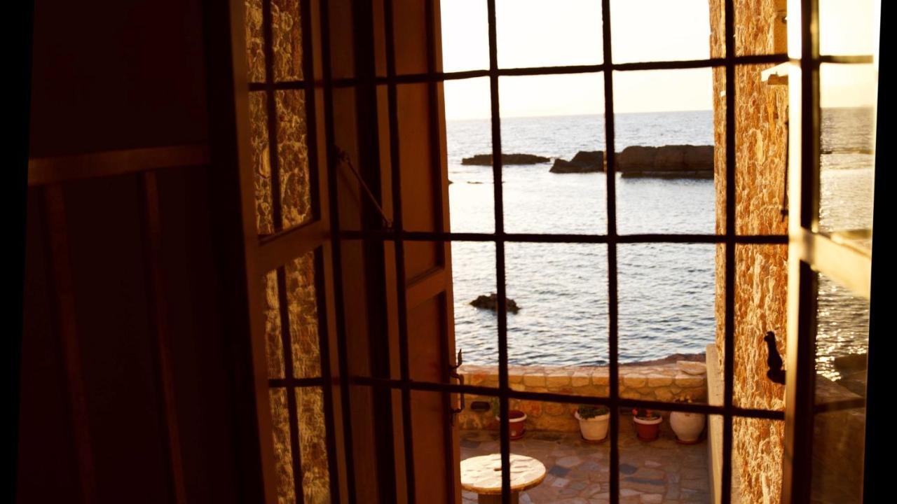 Sunset In Tabakaria Chrissi Akti Chania Exterior foto