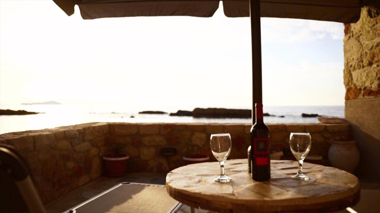 Sunset In Tabakaria Chrissi Akti Chania Exterior foto